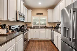 9904 Palermo Breeze Wy, Tampa, FL 33619 - Photo 18