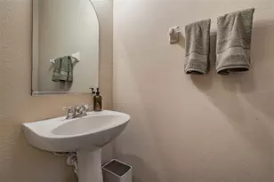 9904 Palermo Breeze Wy, Tampa, FL 33619 - Photo 20