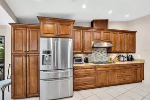 1504 Ridge Top Way, Clearwater, FL 33765 - Photo 16