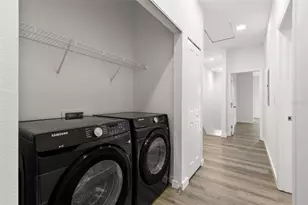 210 E Columbus Dr, Tampa, FL 33602 - Photo 28