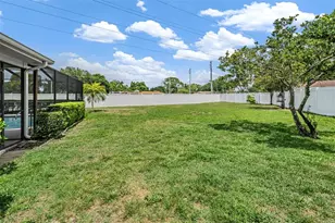 3267 Springwood Dr, Clearwater, FL 33761 - Photo 32
