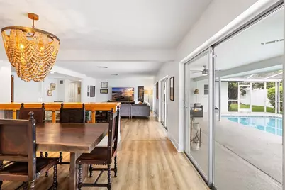 1201 87th Avenue N, Saint Petersburg, FL 33702 - Photo 12