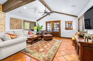 61 Ladoga Ave, Tampa, FL 33606 - Photo 16