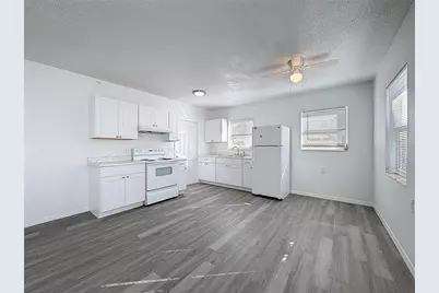 650 E Harbor Drive S, Saint Petersburg, FL 33705 - Photo 6