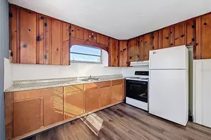 650 East Harbor Dr S, Saint Petersburg, FL 33705 - Photo 26
