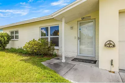 3252 21st Place SW, Largo, FL 33774 - Photo 4