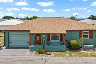 706 W Brockton Pl, Sun City Center, FL 33573 - Photo 24