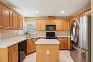 6633 Hone St, New Port Richey, FL 34653 - Photo 6