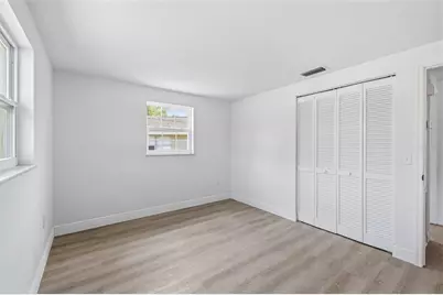 39252 Heights Avenue, Zephyrhills, FL 33542 - Photo 16