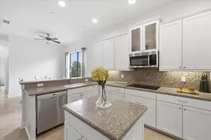 3319 Majestic View Dr, Lutz, FL 33558 - Photo 22