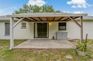 1301 Mandarin Dr, Holiday, FL 34691 - Photo 4