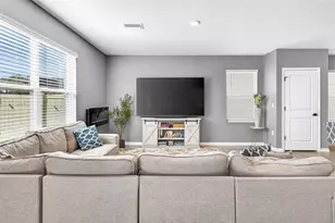 33608 Barberry Leaf Wy, Wesley Chapel, FL 33543 - Photo 20