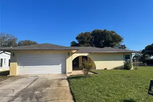8119 San Bernardino Dr, Port Richey, FL 34668 - Photo 2