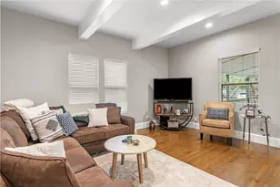 802 Dartmoor St N, Saint Petersburg, FL 33701 - Photo 14