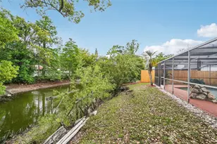 17803 Sunrise Dr, Lutz, FL 33549 - Photo 4