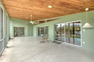 7102 Mandy Ln, New Port Richey, FL 34652 - Photo 50