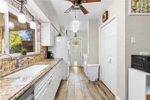 7001 Twelve Oaks Blvd, Tampa, FL 33634 - Photo 20
