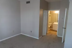 5608 Pinnacle Heights Cir, Tampa, FL 33624 - Photo 8