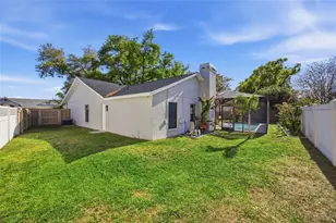 2212 Lake Bay Way, Brandon, FL 33511 - Photo 32