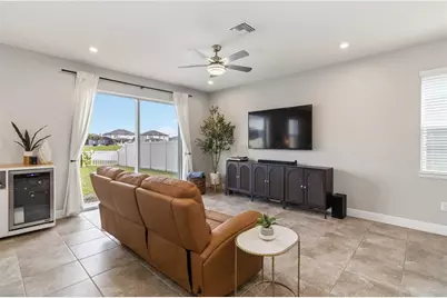 11806 Bluegrass Field Court, Riverview, FL 33579 - Photo 4