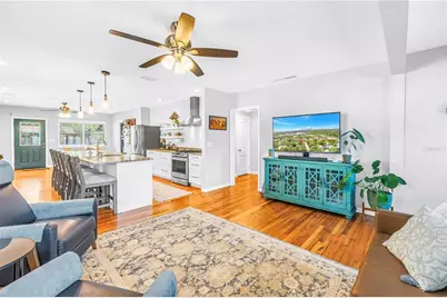 201 35th Avenue NE, Saint Petersburg, FL 33704 - Photo 10