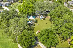 201 35th Ave NE, Saint Petersburg, FL 33704 - Photo 42