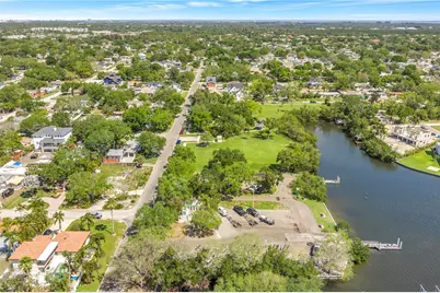 201 35th Avenue NE, Saint Petersburg, FL 33704 - Photo 44