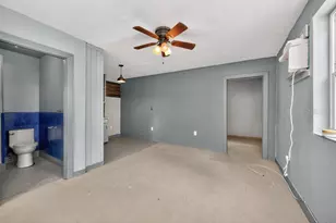 5818 39th St N, Saint Petersburg, FL 33714 - Photo 22