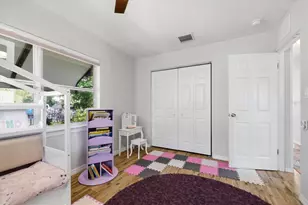 3021 10th St N, Saint Petersburg, FL 33704 - Photo 26