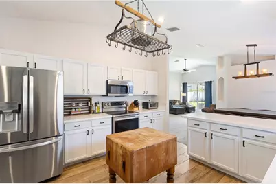 3204 Prairie Iris Drive, Land O Lakes, FL 34638 - Photo 12