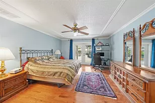1009 Morfield Ln, Brandon, FL 33511 - Photo 4