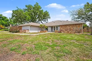 1009 Morfield Ln, Brandon, FL 33511 - Photo 2