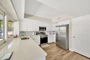 721 Eagle Ln, Apollo Beach, FL 33572 - Photo 18