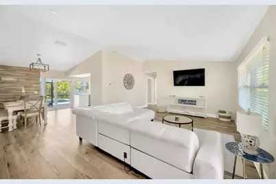 721 Eagle Lane, Apollo Beach, FL 33572 - Photo 6