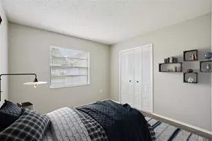 105 Lotus Cir, Safety Harbor, FL 34695 - Photo 20