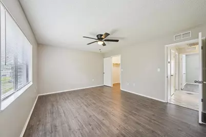 105 Lotus Circle, Safety Harbor, FL 34695 - Photo 18