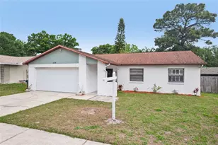 105 Lotus Cir, Safety Harbor, FL 34695 - Photo 34