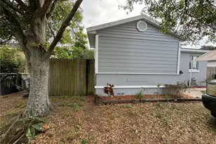 3114 58th Ave N, Saint Petersburg, FL 33714 - Photo 2