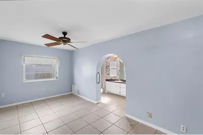 1768 Harbor Circle E, Largo, FL 33770 - Photo 16