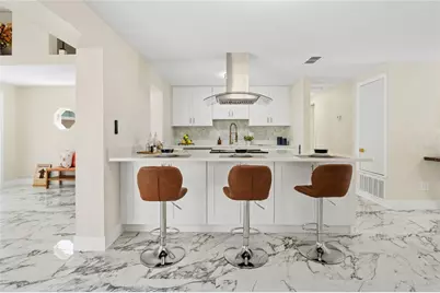 8335 Galewood Circle, Tampa, FL 33615 - Photo 10