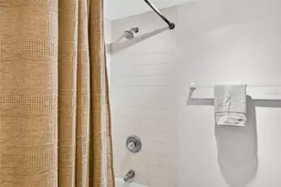 2614 Cove Cay Dr, Clearwater, FL 33760 - Photo 16