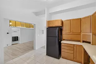 10101 Mariposa Pl, Tampa, FL 33619 - Photo 6