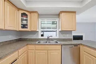 4104 Fallon Ct, Brandon, FL 33511 - Photo 22