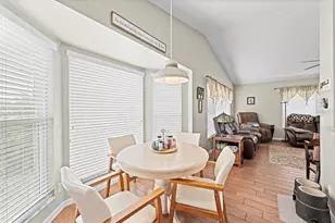 2552 Crystal Lake Dr, Spring Hill, FL 34606 - Photo 18