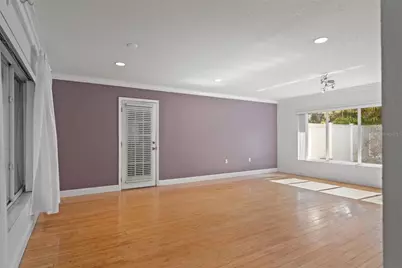 2725 N Myrtle Avenue, Tampa, FL 33602 - Photo 4