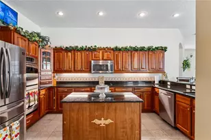 13114 Kildeer Rd, Weeki Wachee, FL 34614 - Photo 14