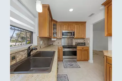 8909 118th Way, Seminole, FL 33772 - Photo 14