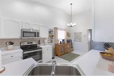 5617 War Admiral Drive, Wesley Chapel, FL 33544 - Photo 18