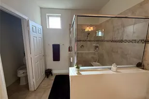 352 Laurel Falls Dr, Apollo Beach, FL 33572 - Photo 34