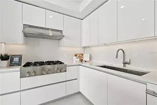 400 Central Ave, Saint Petersburg, FL 33701 - Photo 16